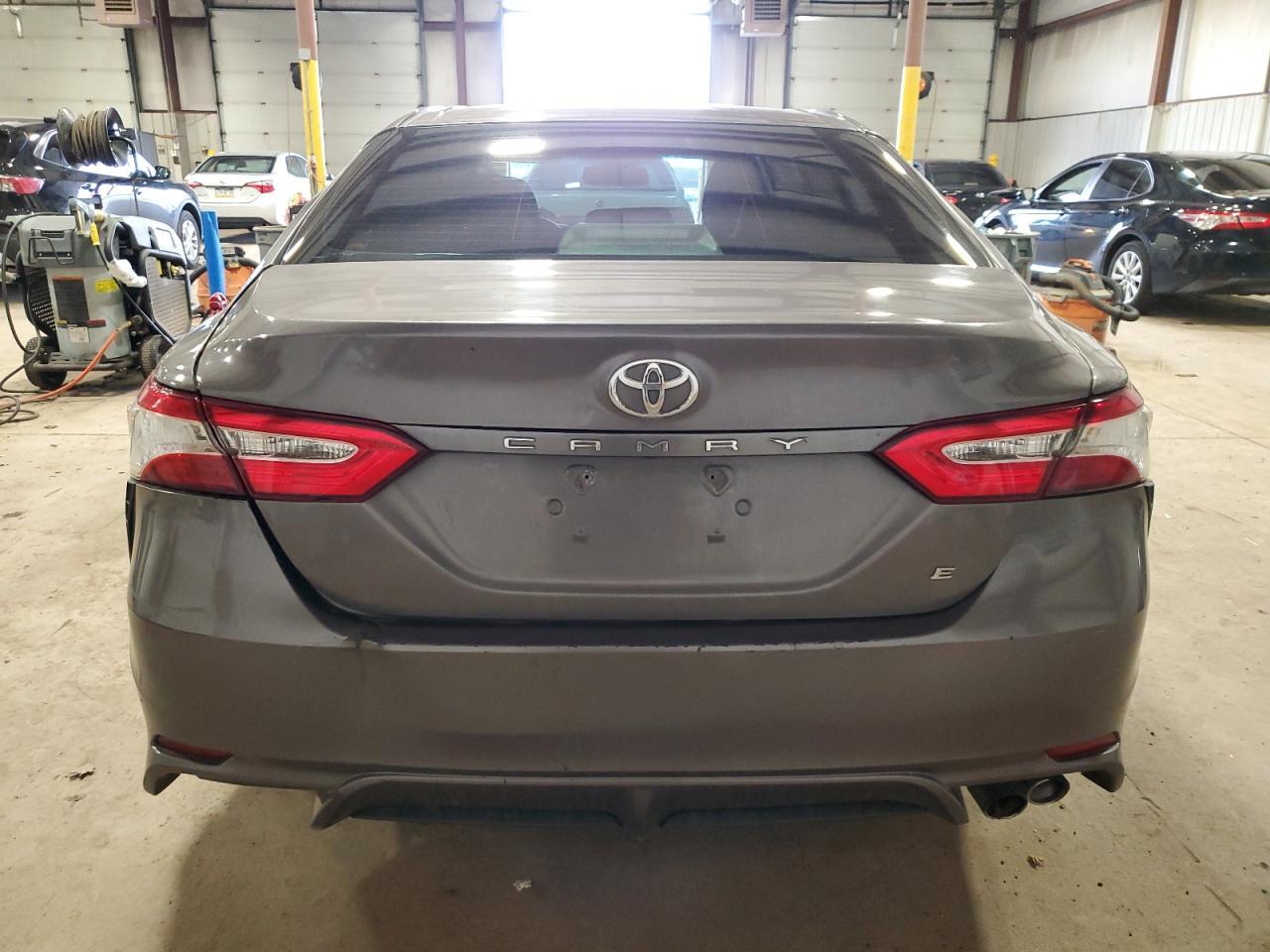 2018 TOYOTA CAMRY L - Image 6