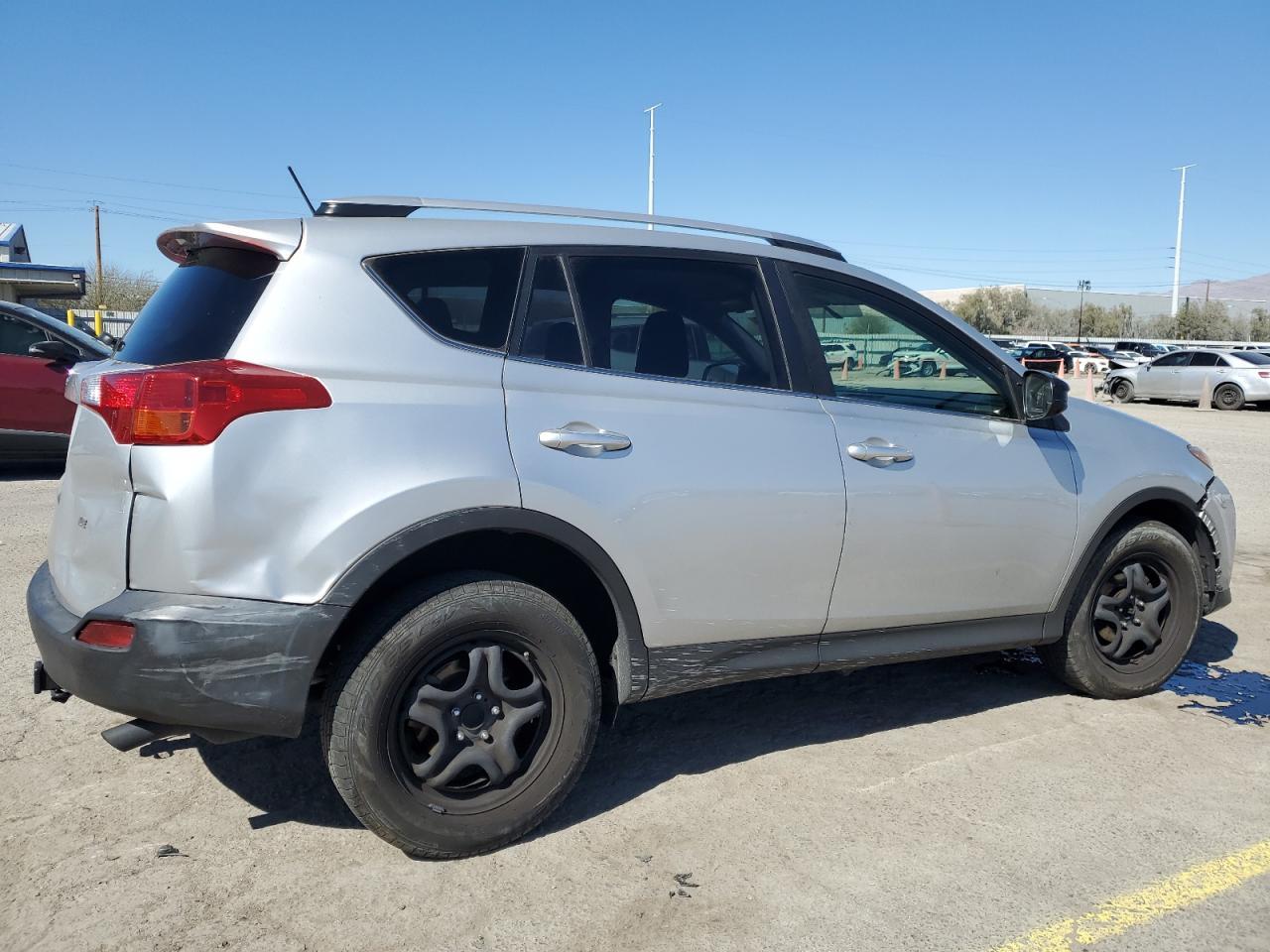 2015 TOYOTA RAV4 LE - Image 3