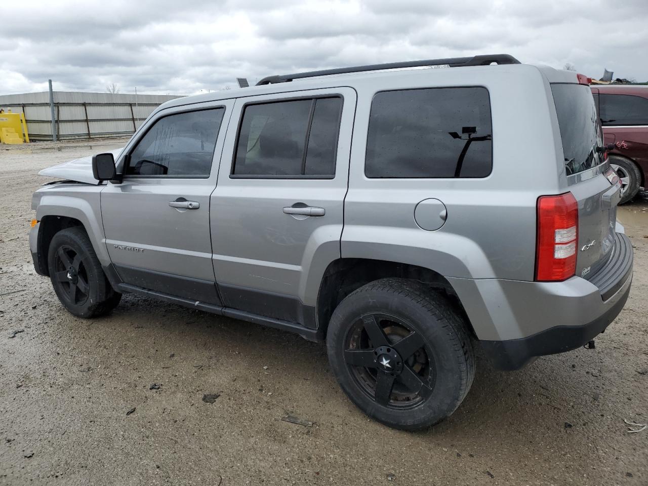 2015 JEEP PATRIOT SP - Фото 2