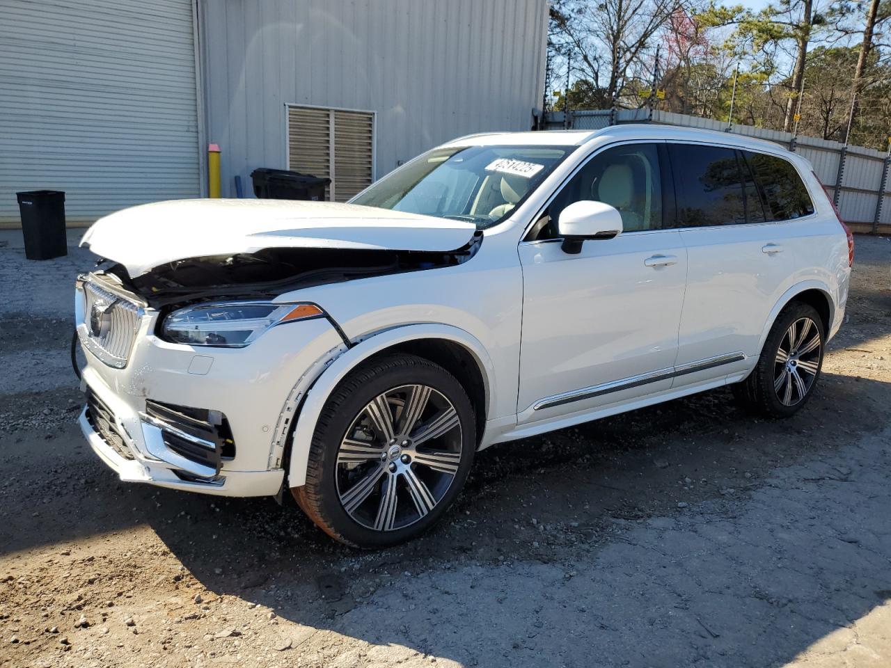 2025 VOLVO XC90 ULTRA