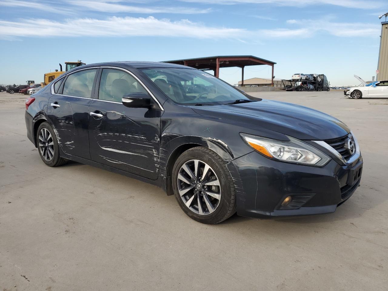 2017 NISSAN ALTIMA 2.5 - Фото 4