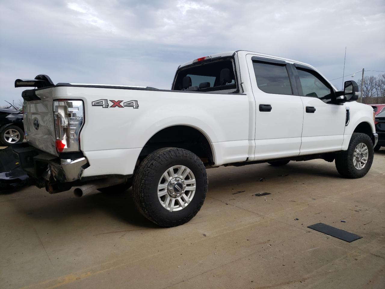 2017 FORD F250 SUPER - Image 3
