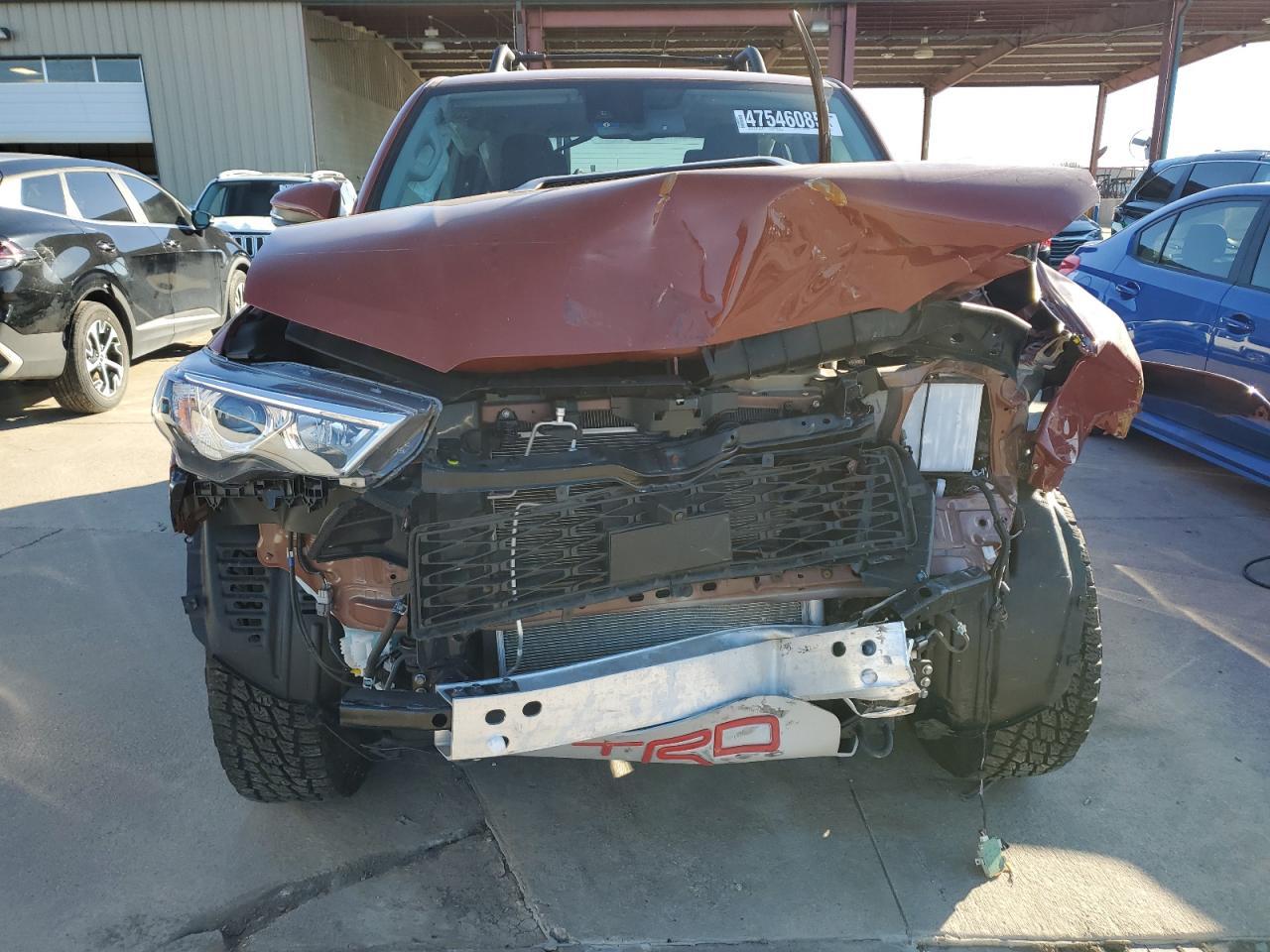 2024 TOYOTA 4RUNNER SR - Image 5