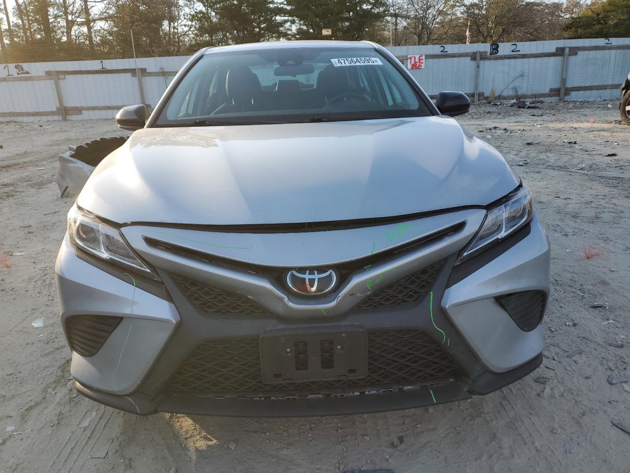 2019 TOYOTA CAMRY L - Фото 5