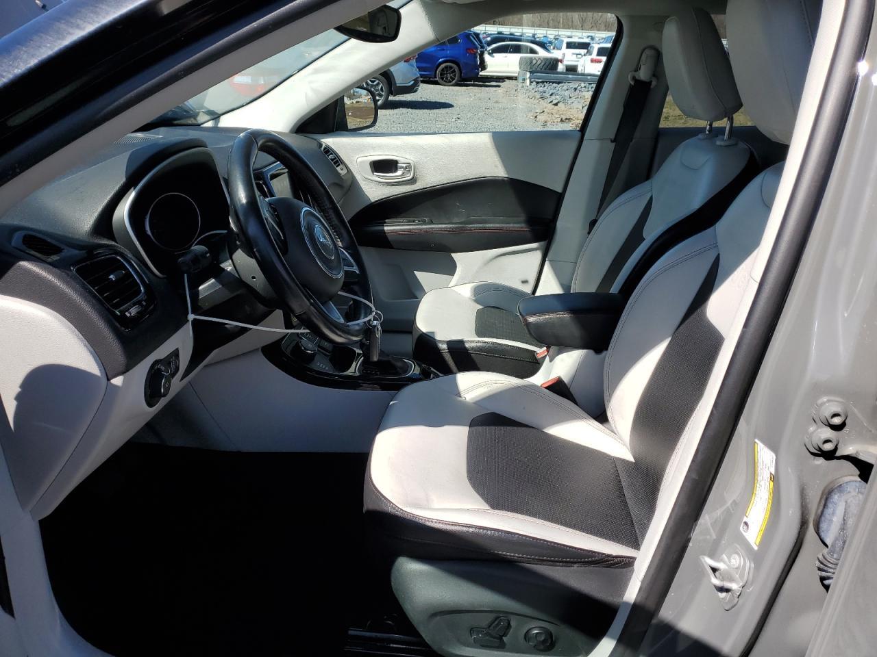 2020 JEEP COMPASS LI - Image 7