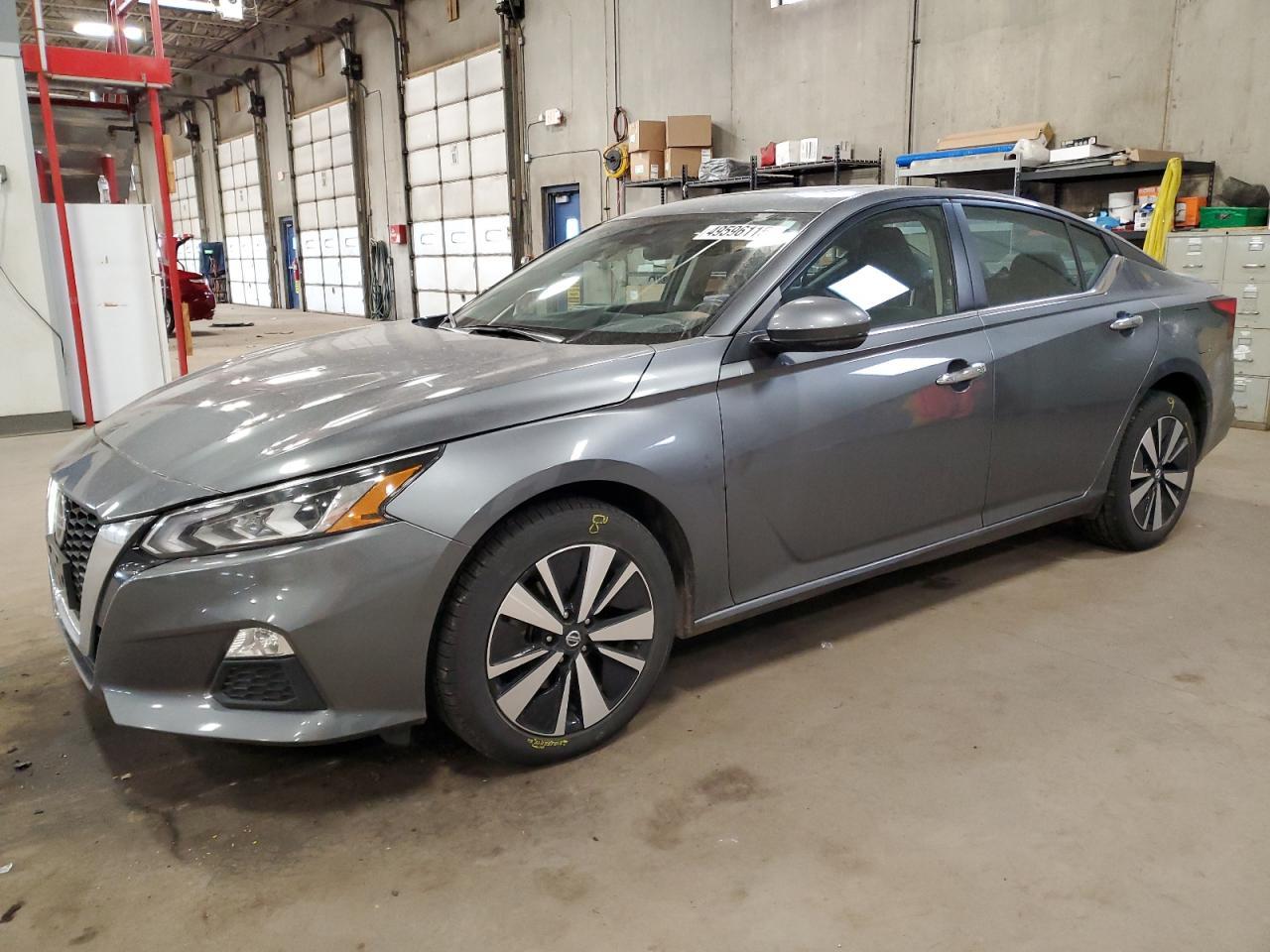 2022 NISSAN ALTIMA SV