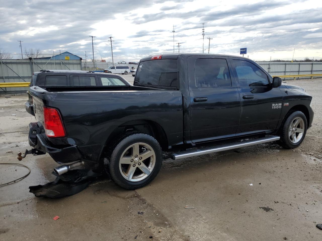 2015 RAM 1500 ST - Image 3