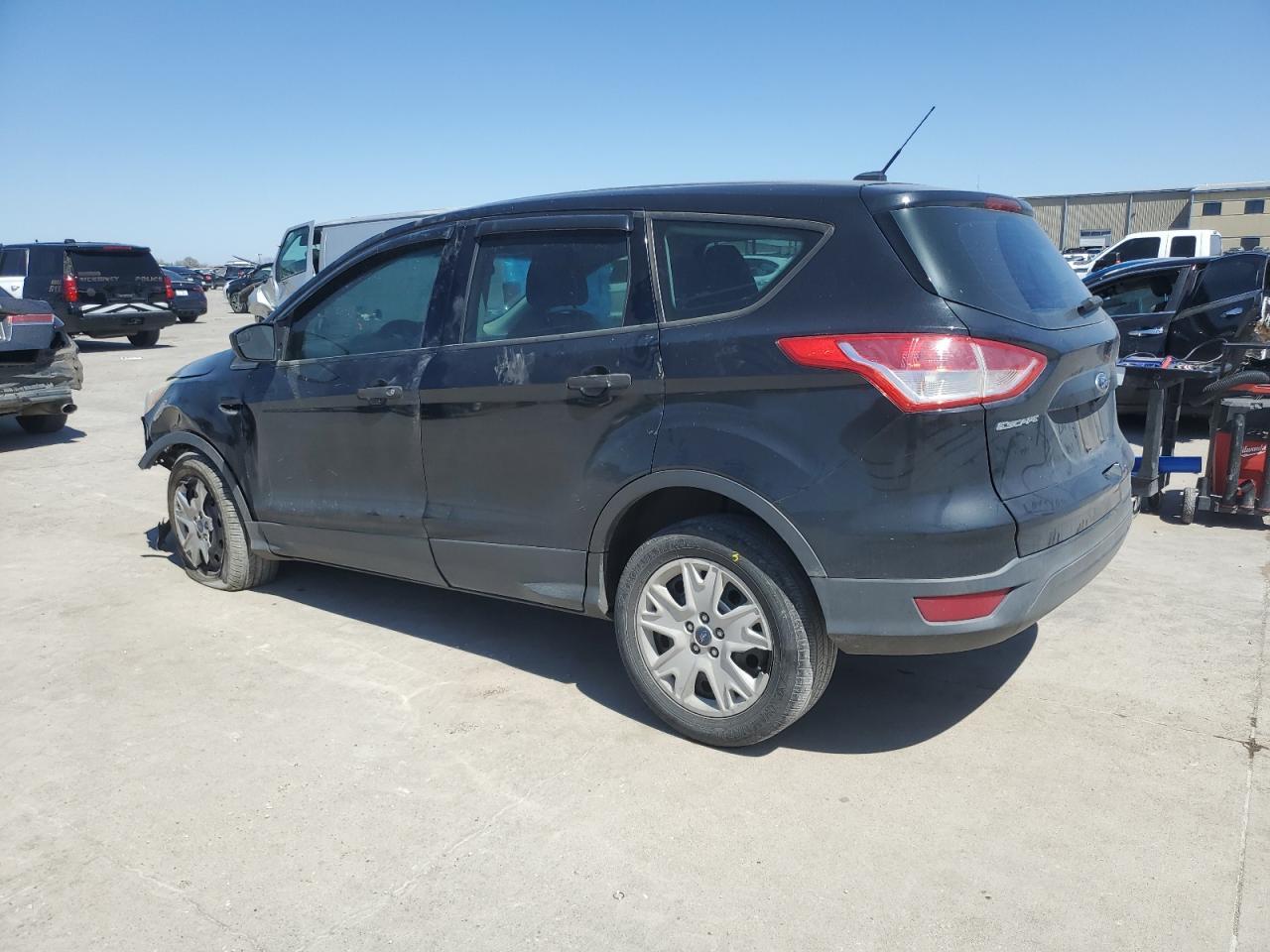 2015 FORD ESCAPE S - Image 2
