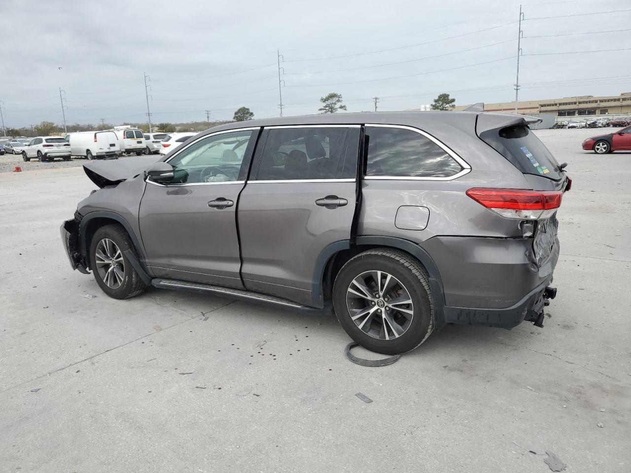 2018 TOYOTA HIGHLANDER - Фото 2
