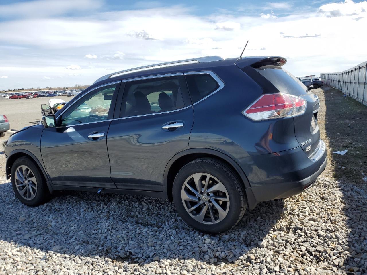 2016 NISSAN ROGUE S - Фото 2