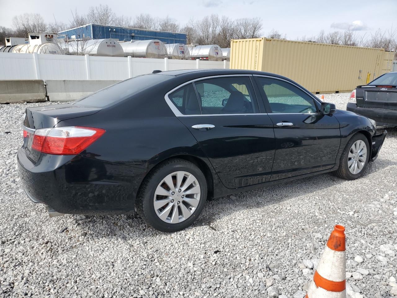 2015 HONDA ACCORD EXL - Image 3