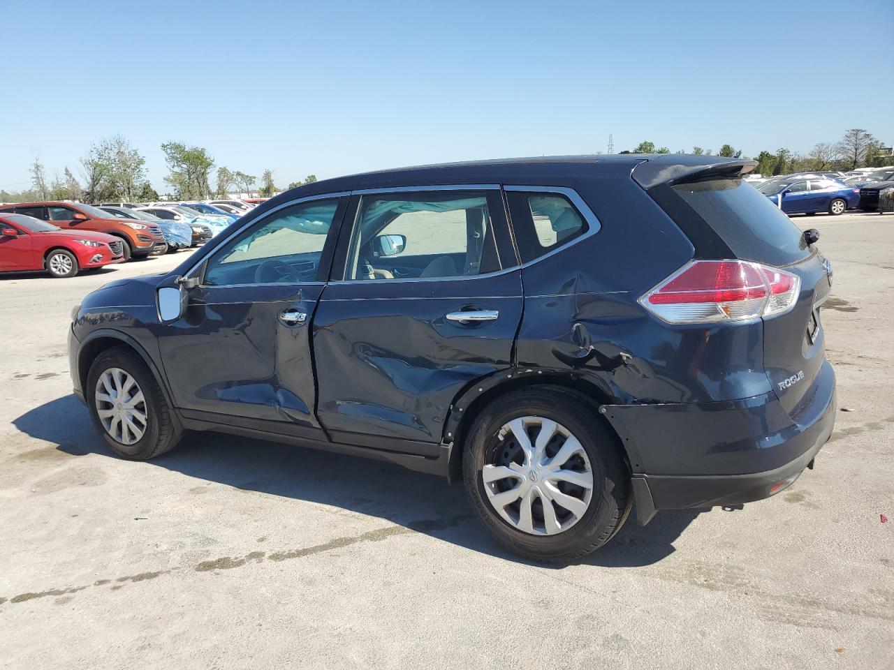 2015 NISSAN ROGUE S - Фото 2