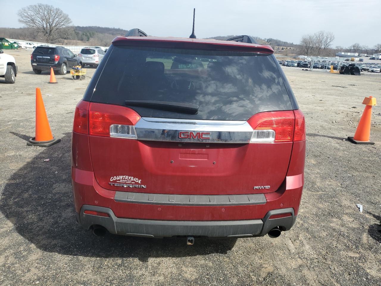 2014 GMC TERRAIN SL - Image 6