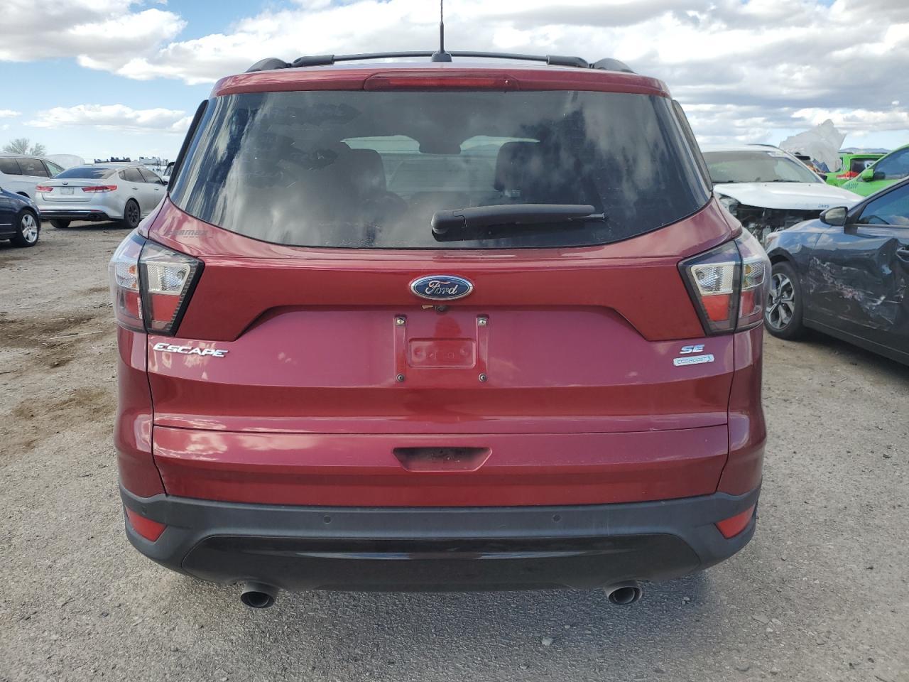 2017 FORD ESCAPE SE - Фото 6