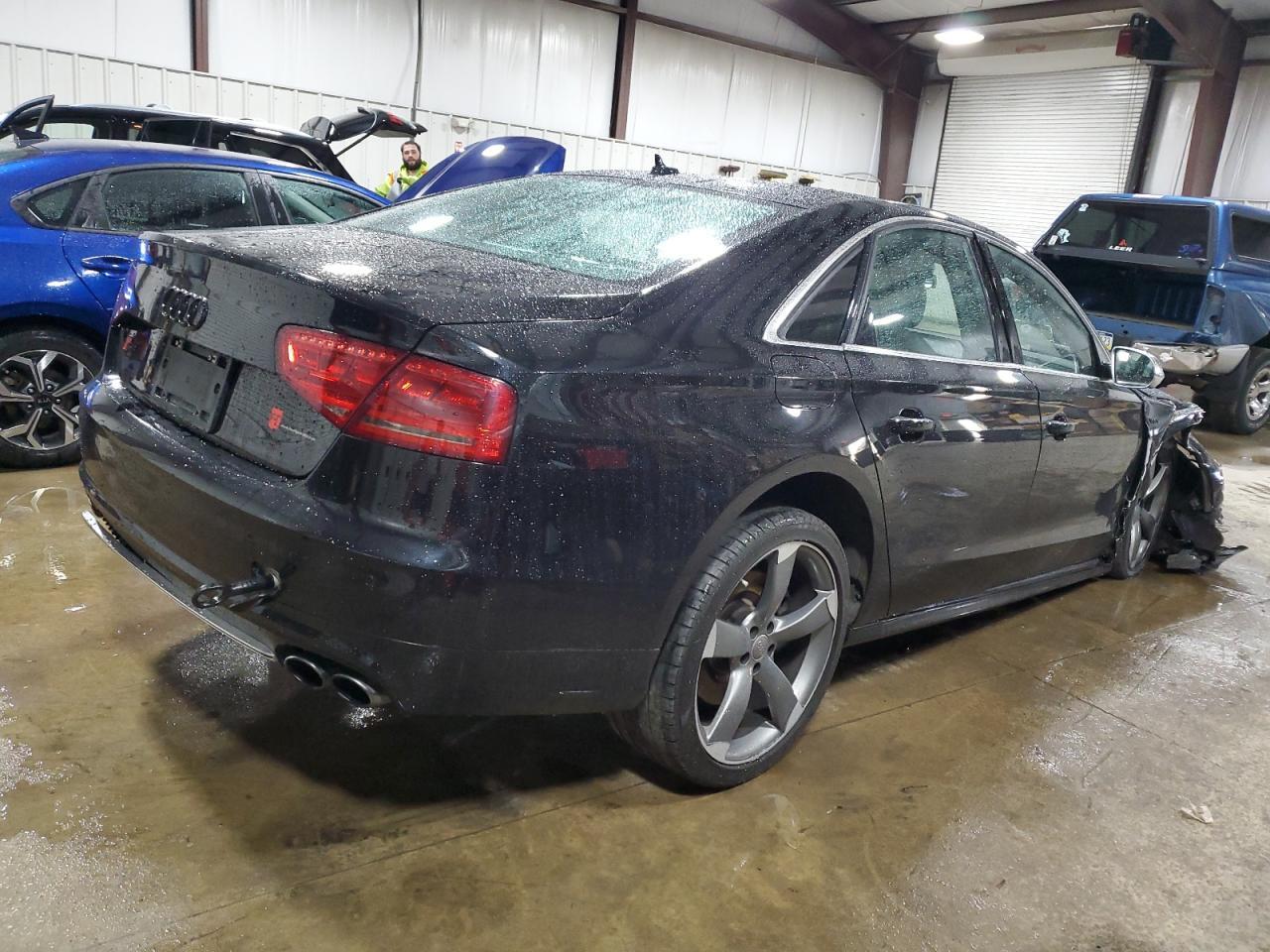 2014 AUDI S8 QUATTRO - Image 3
