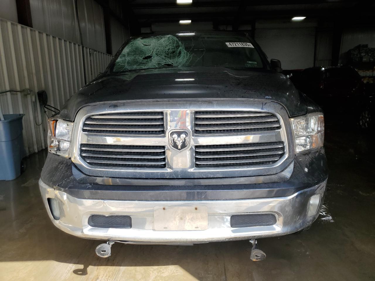 2015 RAM 1500 SLT - Image 5