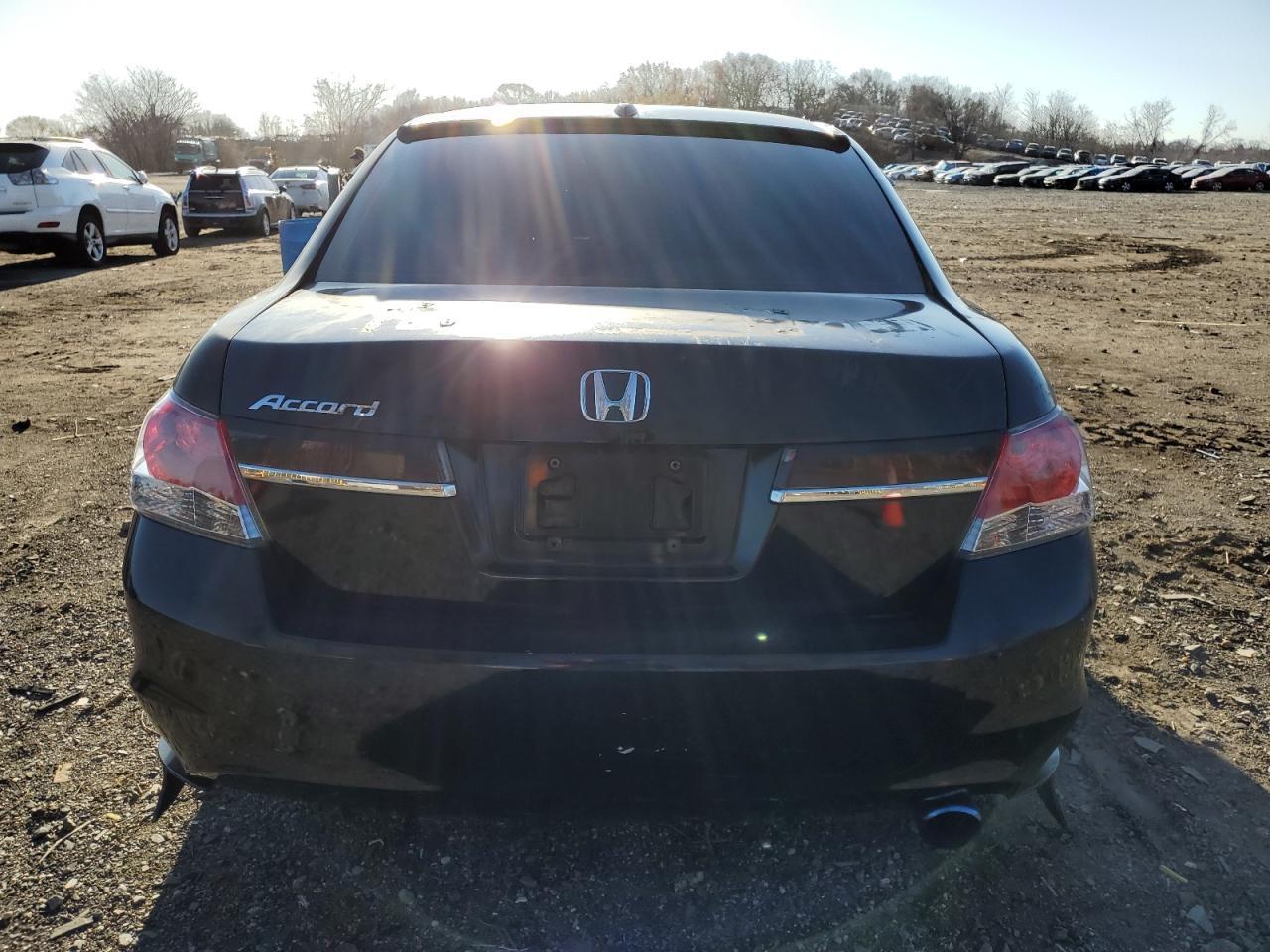 2012 HONDA ACCORD EXL - Image 6