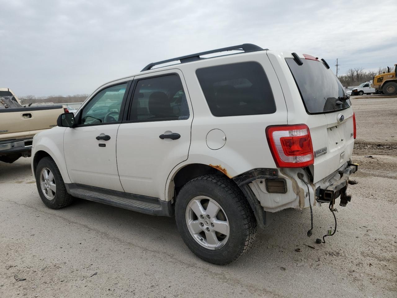 2012 FORD ESCAPE XLT - Фото 2