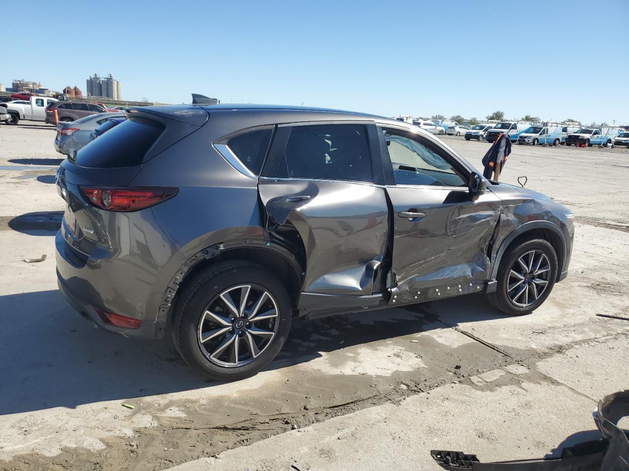 2018 MAZDA CX-5 GRAND - Image 3