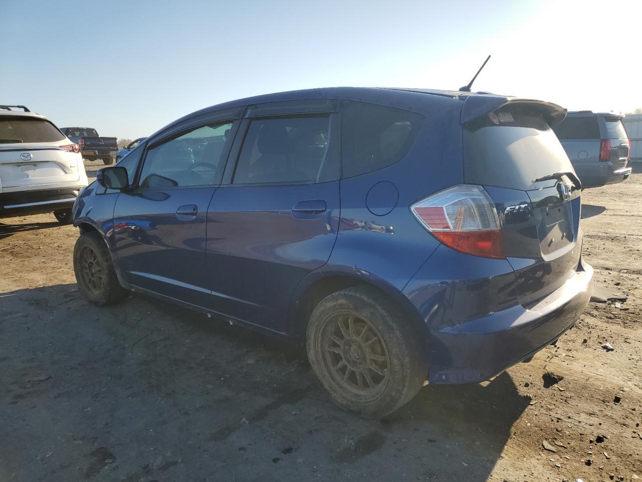 2013 HONDA FIT SPORT - Image 2