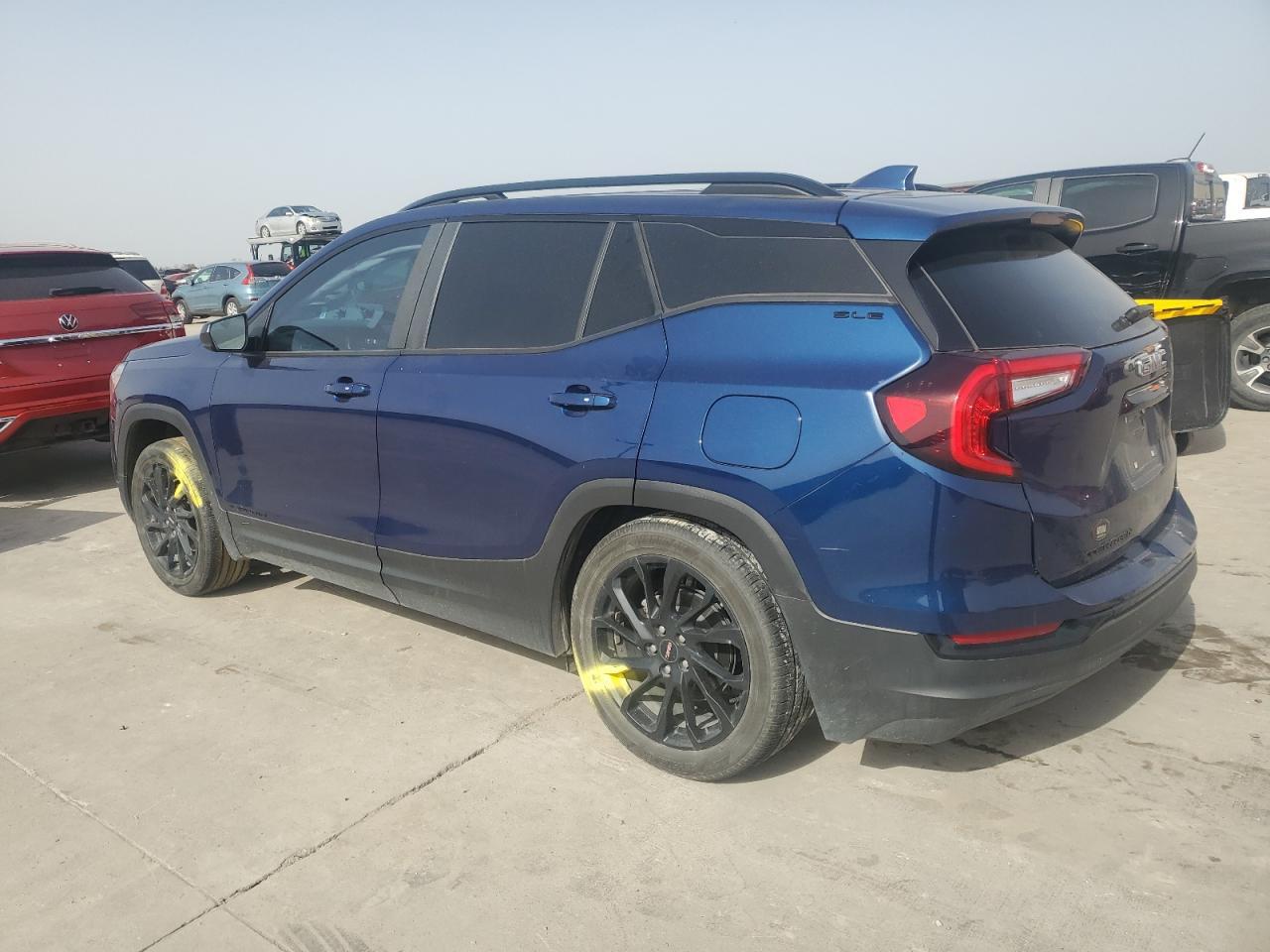 2023 GMC TERRAIN SL - Image 2