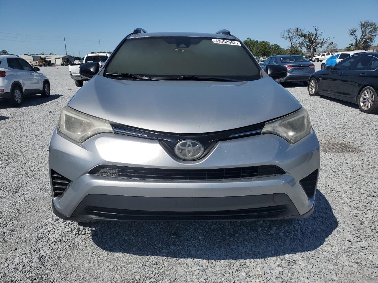 2018 TOYOTA RAV4 LE - Фото 5
