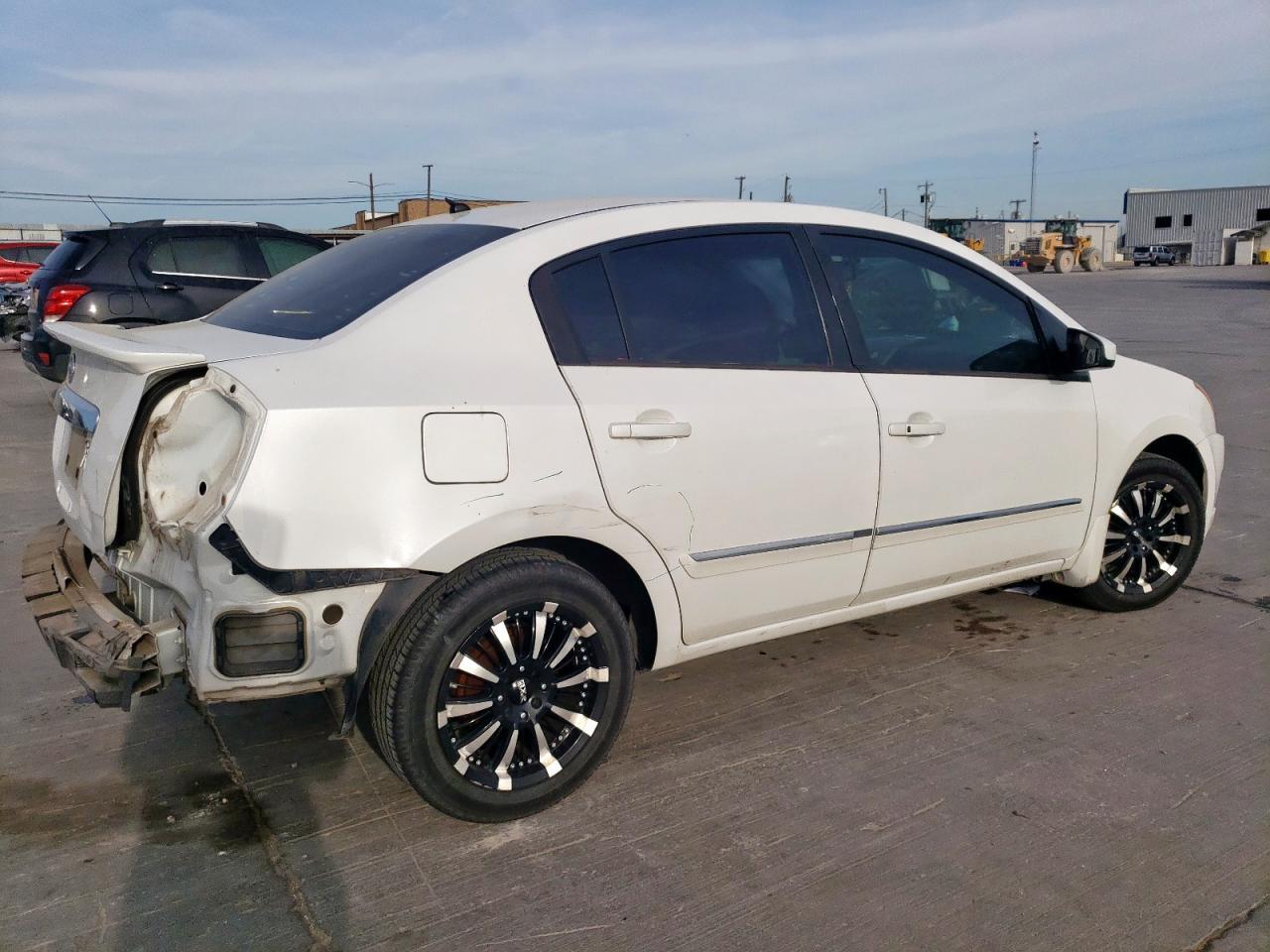 2012 NISSAN SENTRA 2.0 - Фото 3