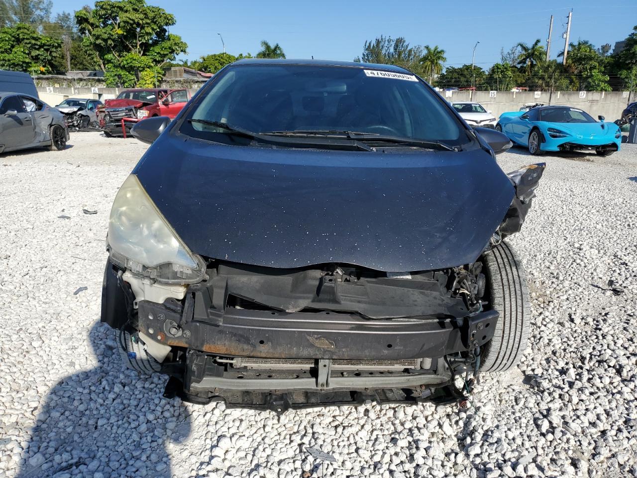 2013 TOYOTA PRIUS C - Image 5