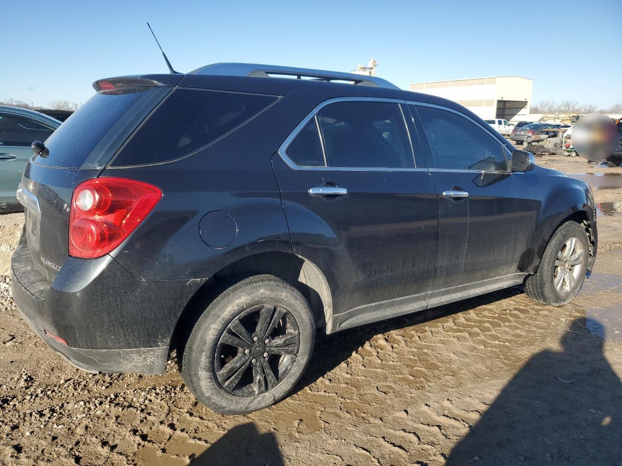 2011 CHEVROLET EQUINOX LT - Image 3