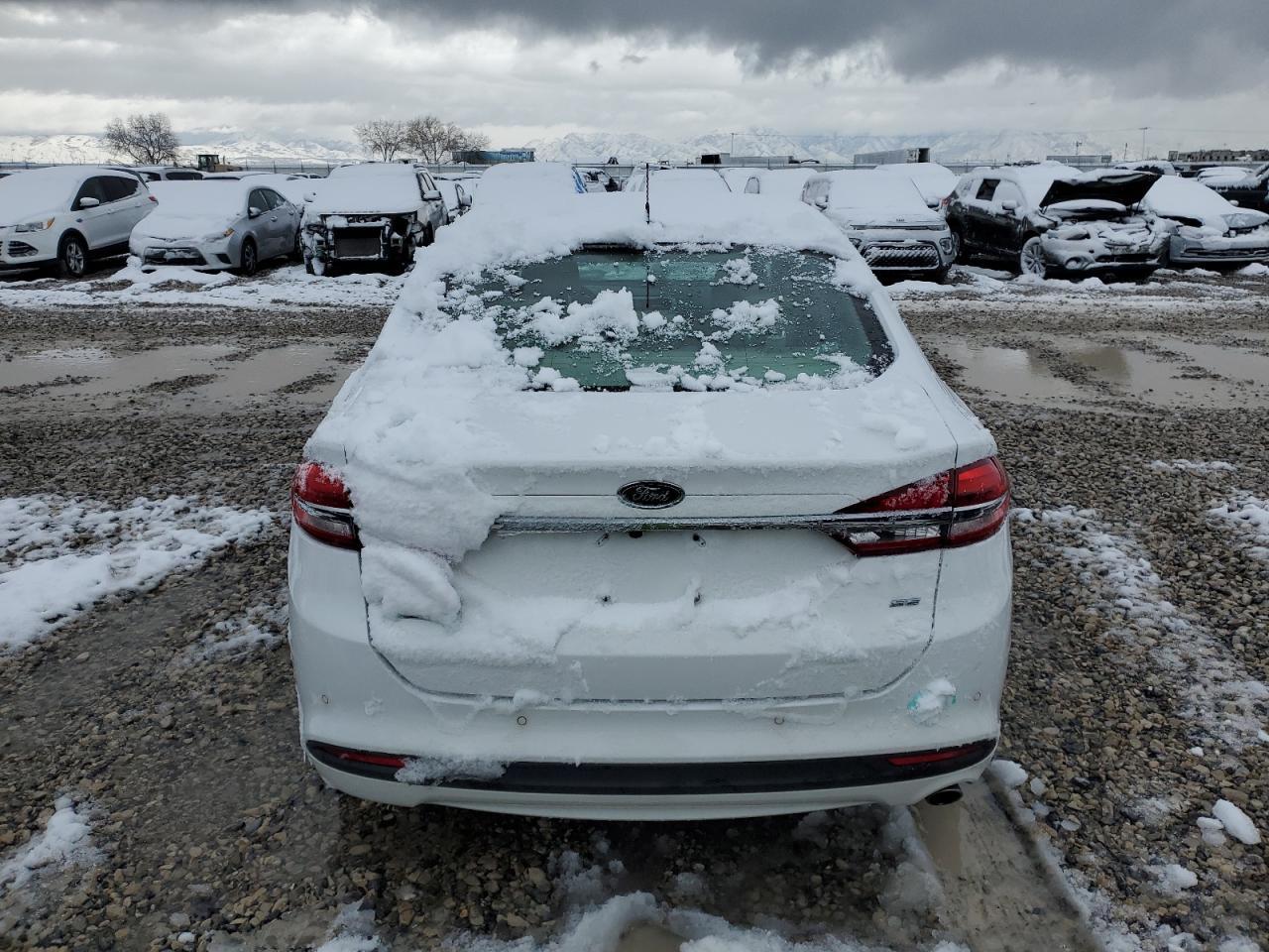 2017 FORD FUSION SE - Image 6