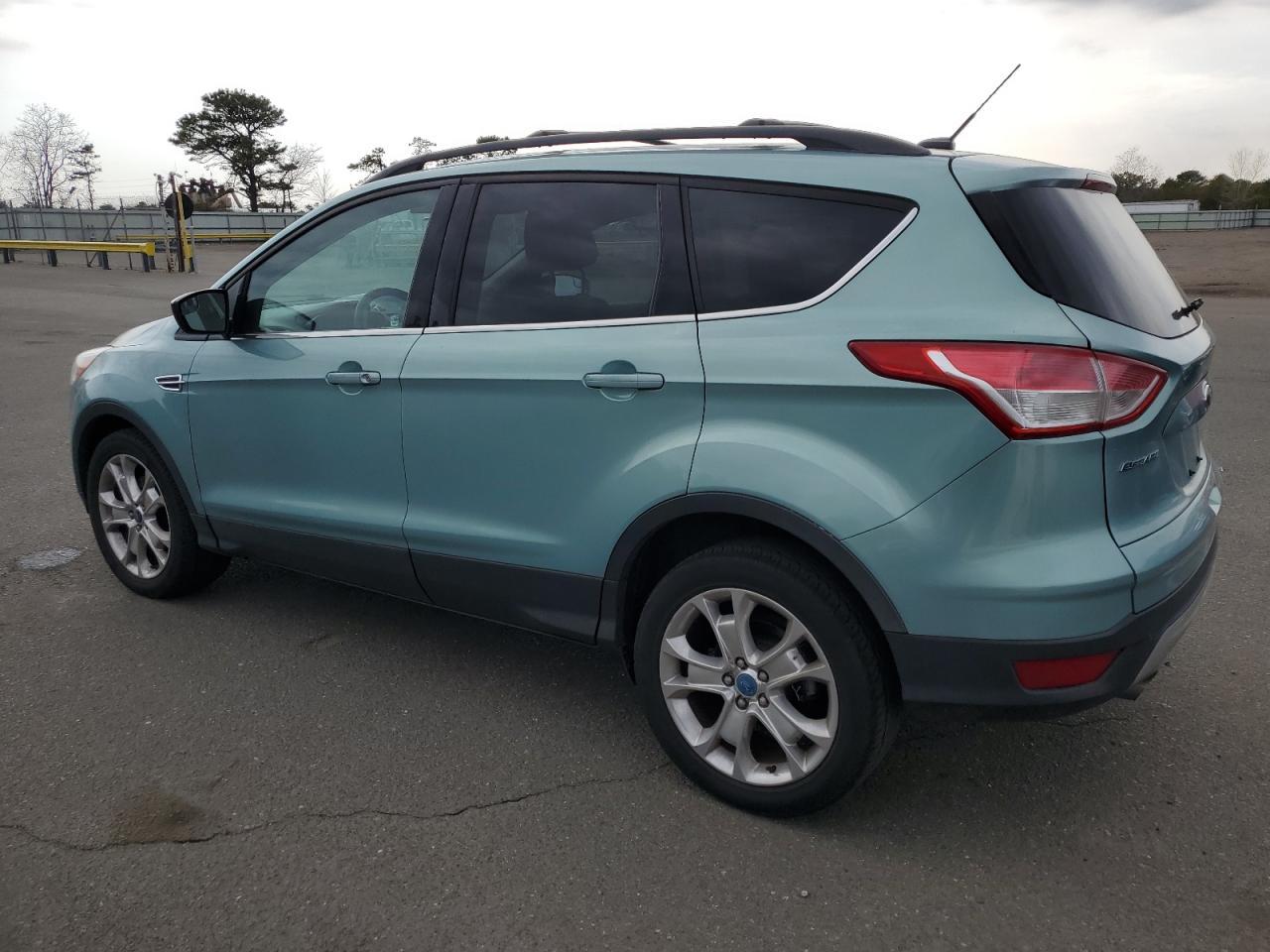 2013 FORD ESCAPE SE - Image 2