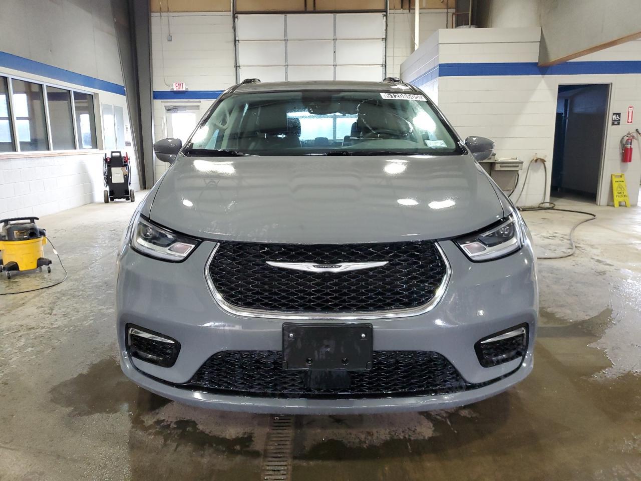 2022 CHRYSLER PACIFICA T - Image 5