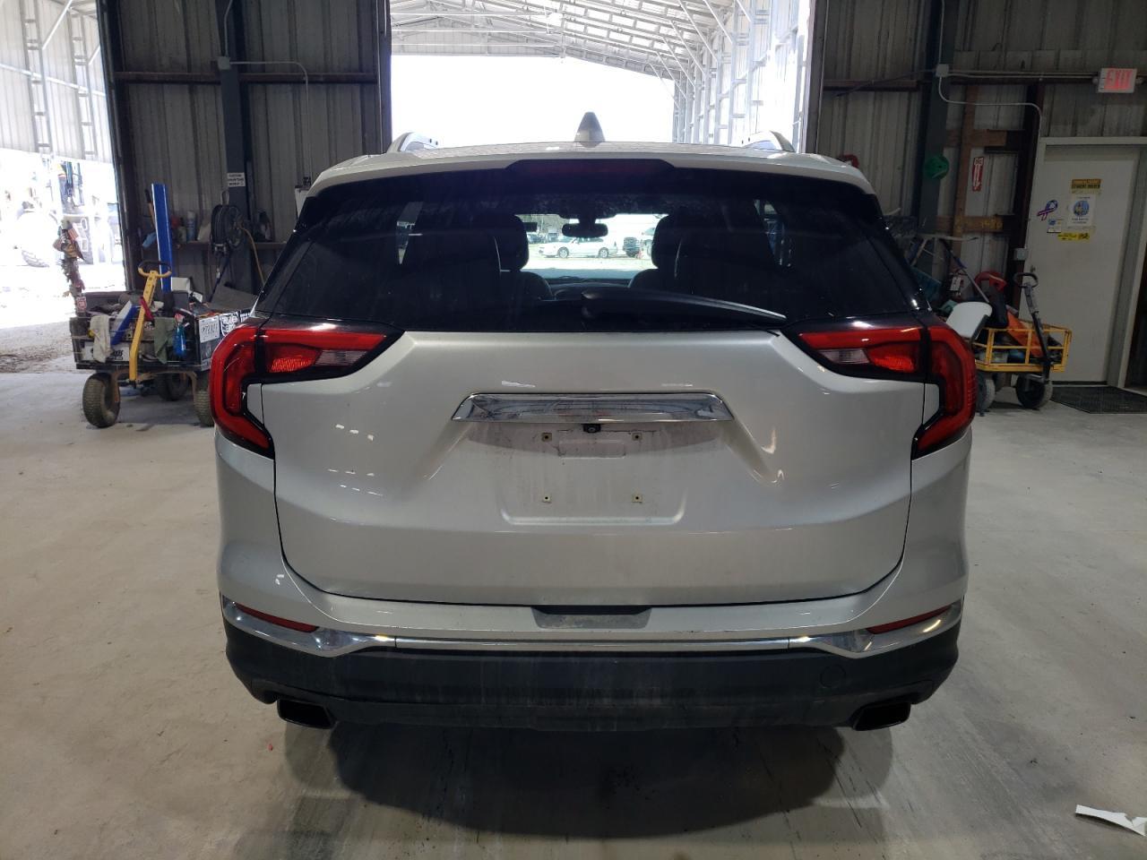 2019 GMC TERRAIN SL - Фото 6