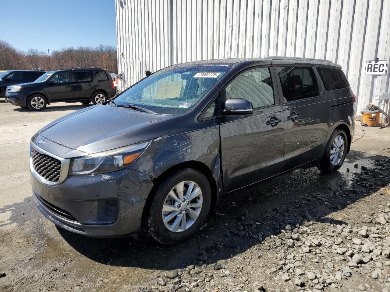 2017 KIA SEDONA LX