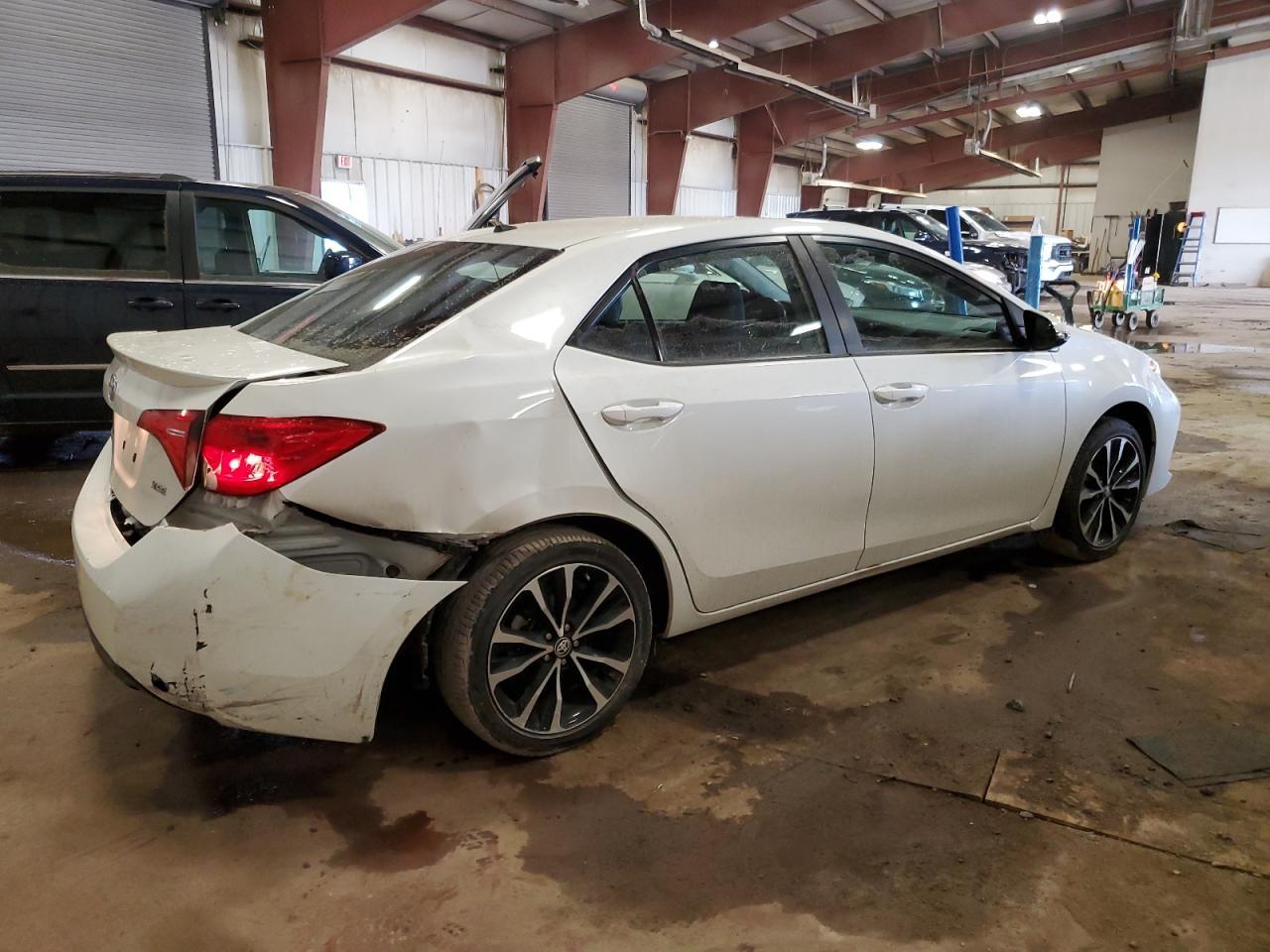 2019 TOYOTA COROLLA L - Image 3