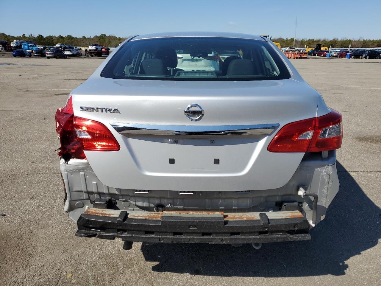 2017 NISSAN SENTRA S - Image 6