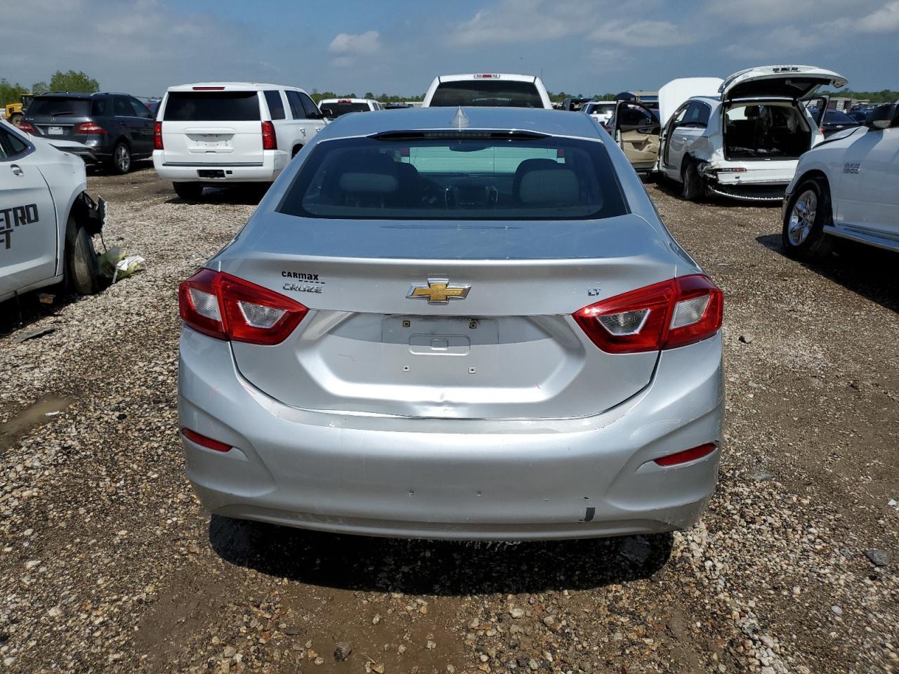 2017 CHEVROLET CRUZE LT - Image 6