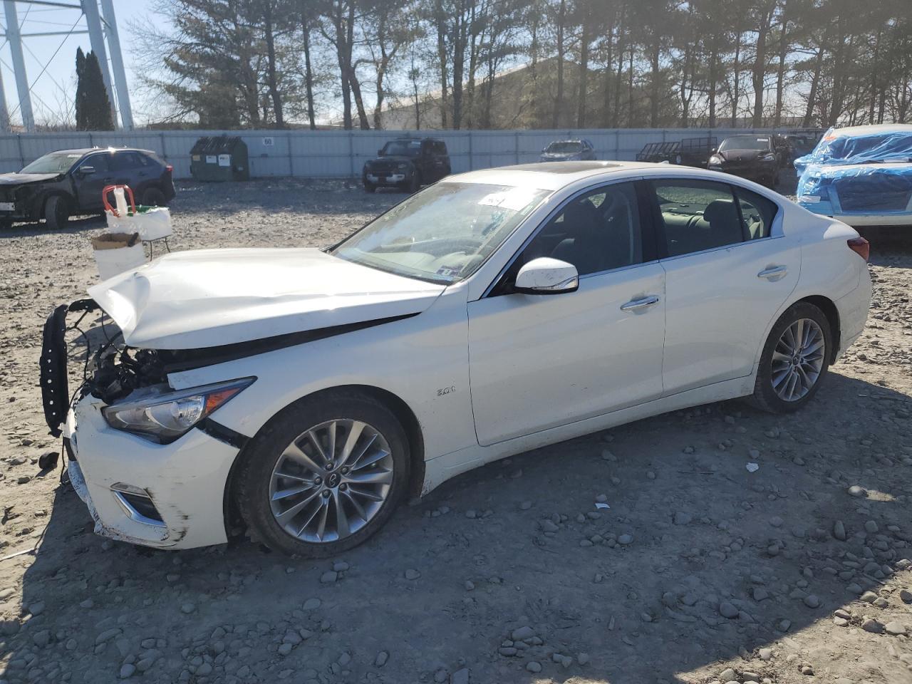 2019 INFINITI Q50 LUXE