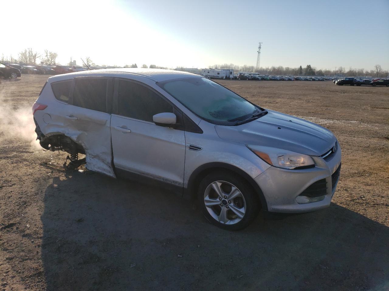 2015 FORD ESCAPE SE - Image 4