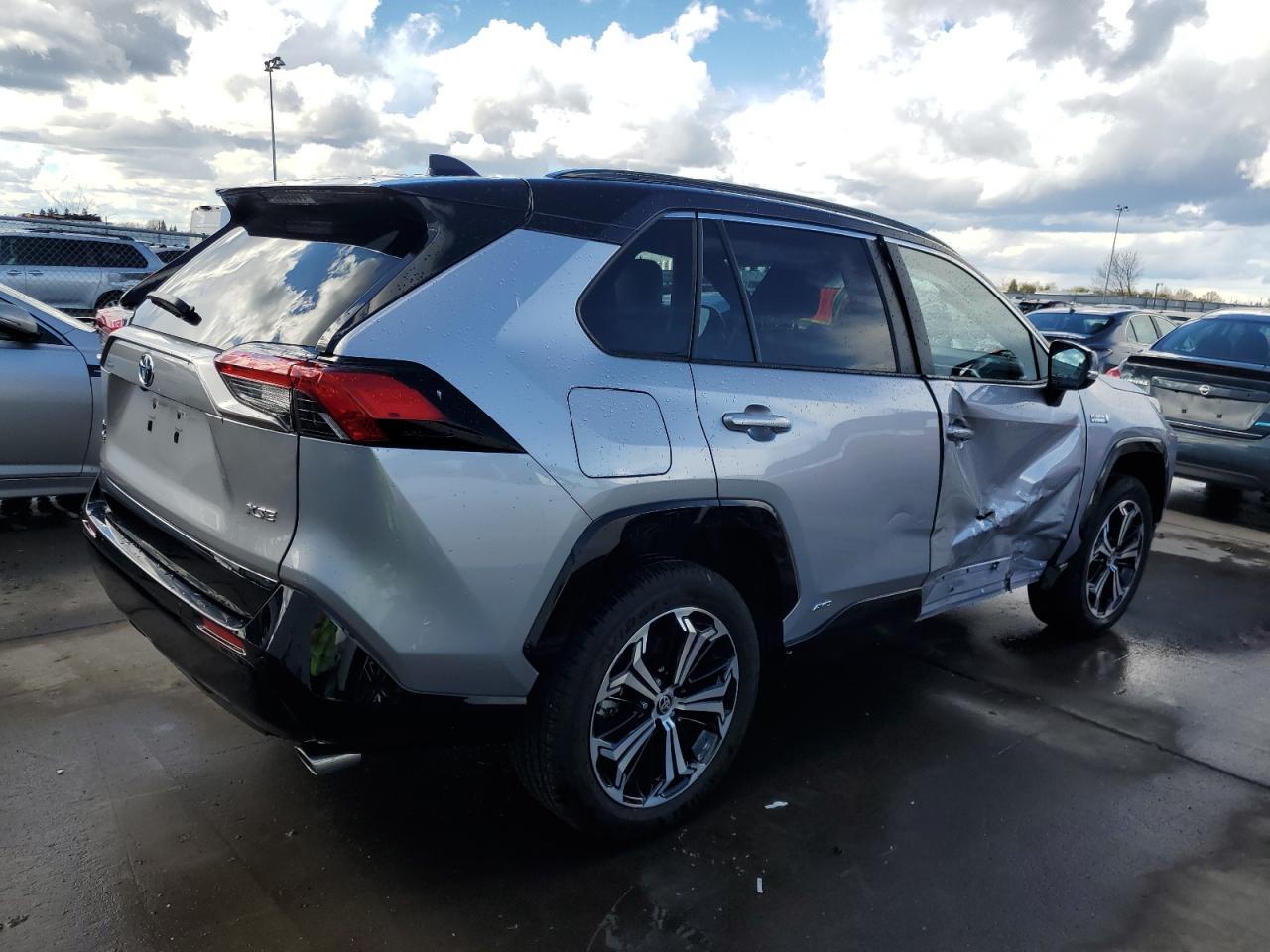 2023 TOYOTA RAV4 PRIME - Фото 3
