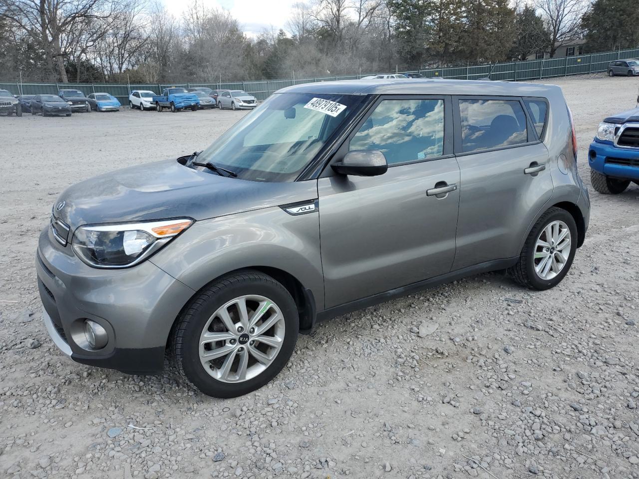 2017 KIA SOUL +