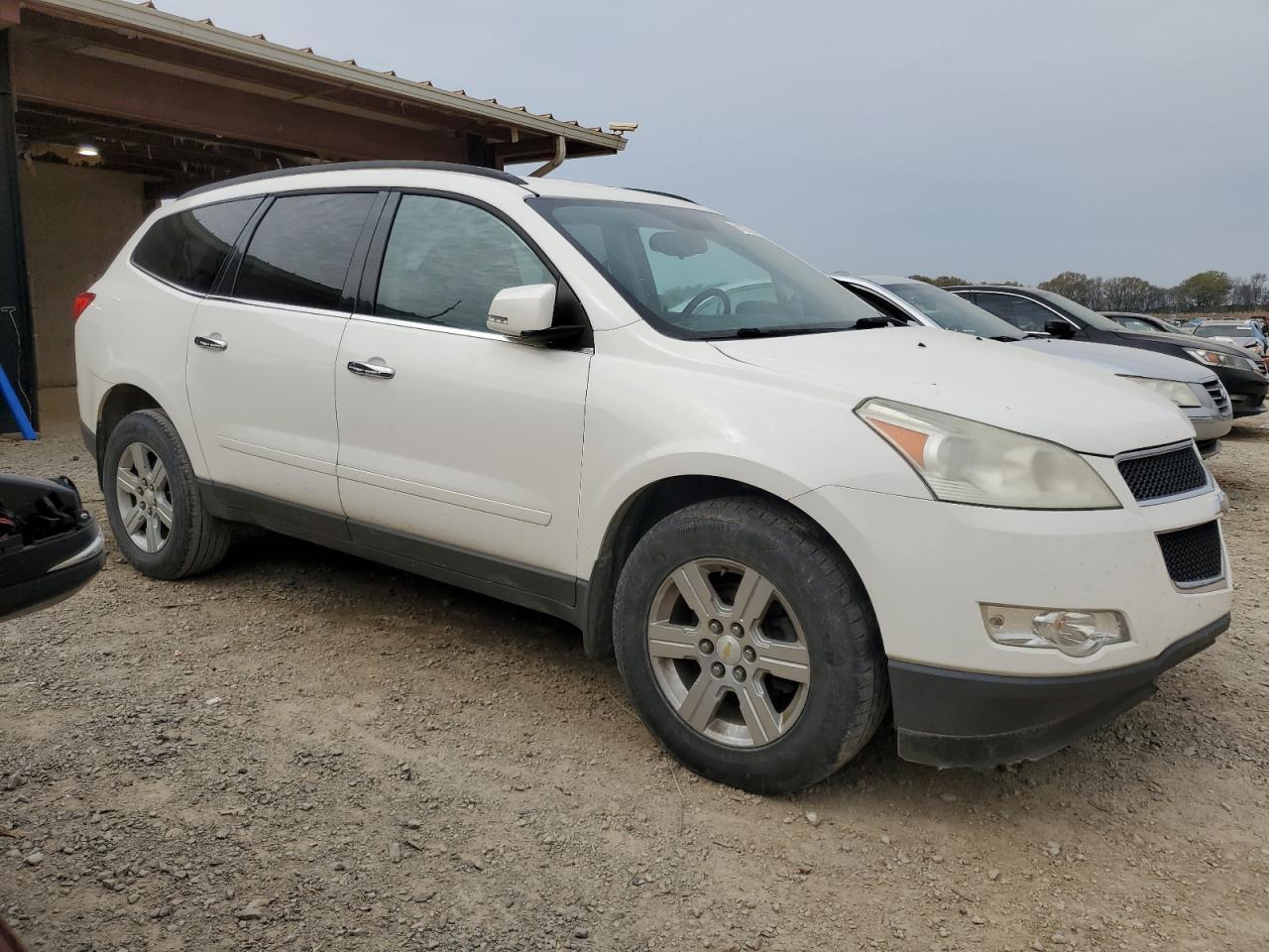 2011 CHEVROLET TRAVERSE L - Фото 4