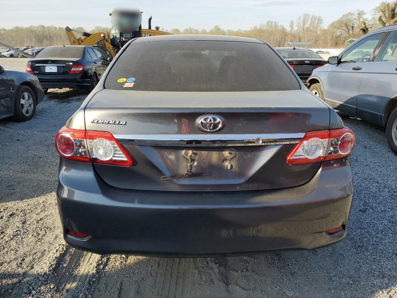 2013 TOYOTA COROLLA BA - Фото 6