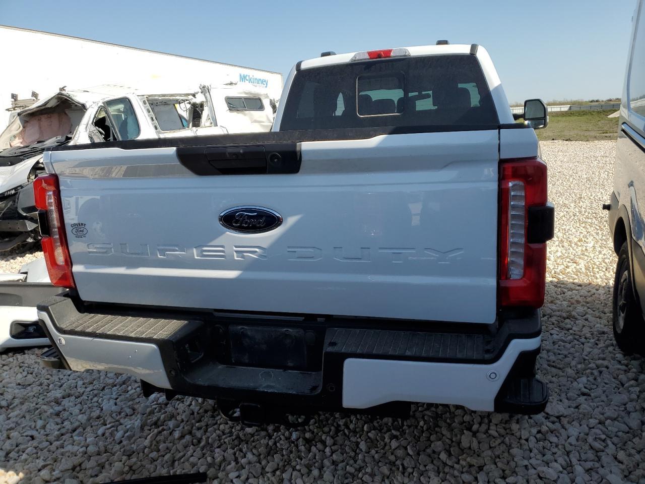 2024 FORD F250 SUPER - Image 6