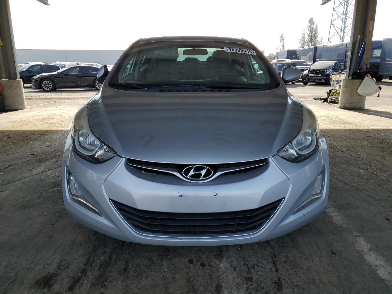 2014 HYUNDAI ELANTRA SE - Image 5