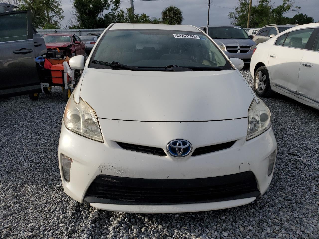 2015 TOYOTA PRIUS - Фото 5