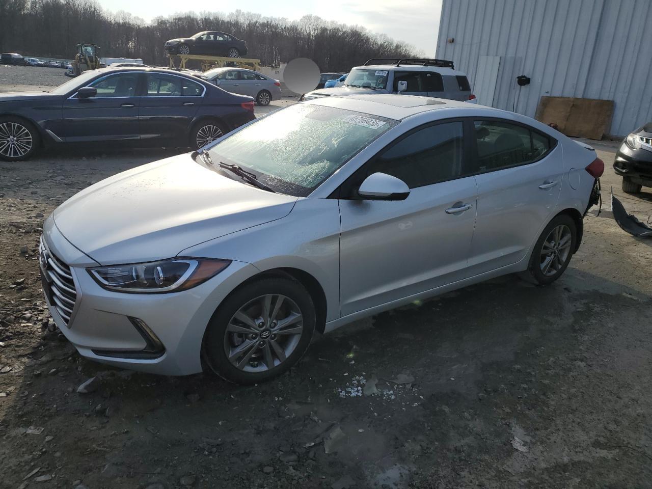 2018 HYUNDAI ELANTRA SE