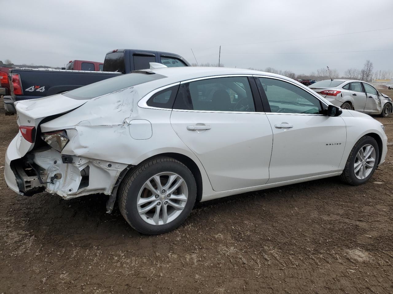 2017 CHEVROLET MALIBU LT - Image 3