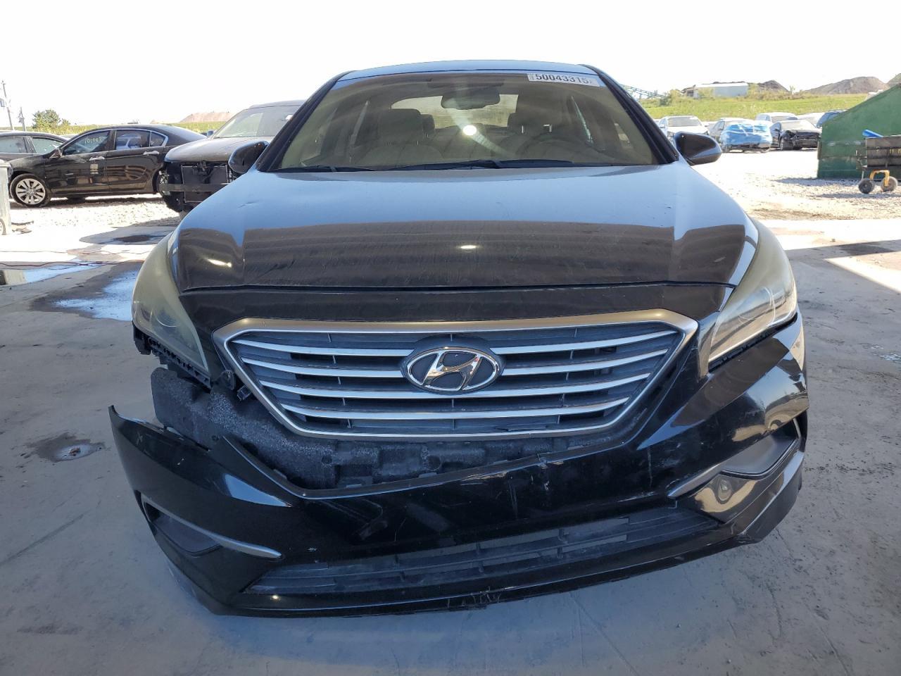 2017 HYUNDAI SONATA SE - Image 5