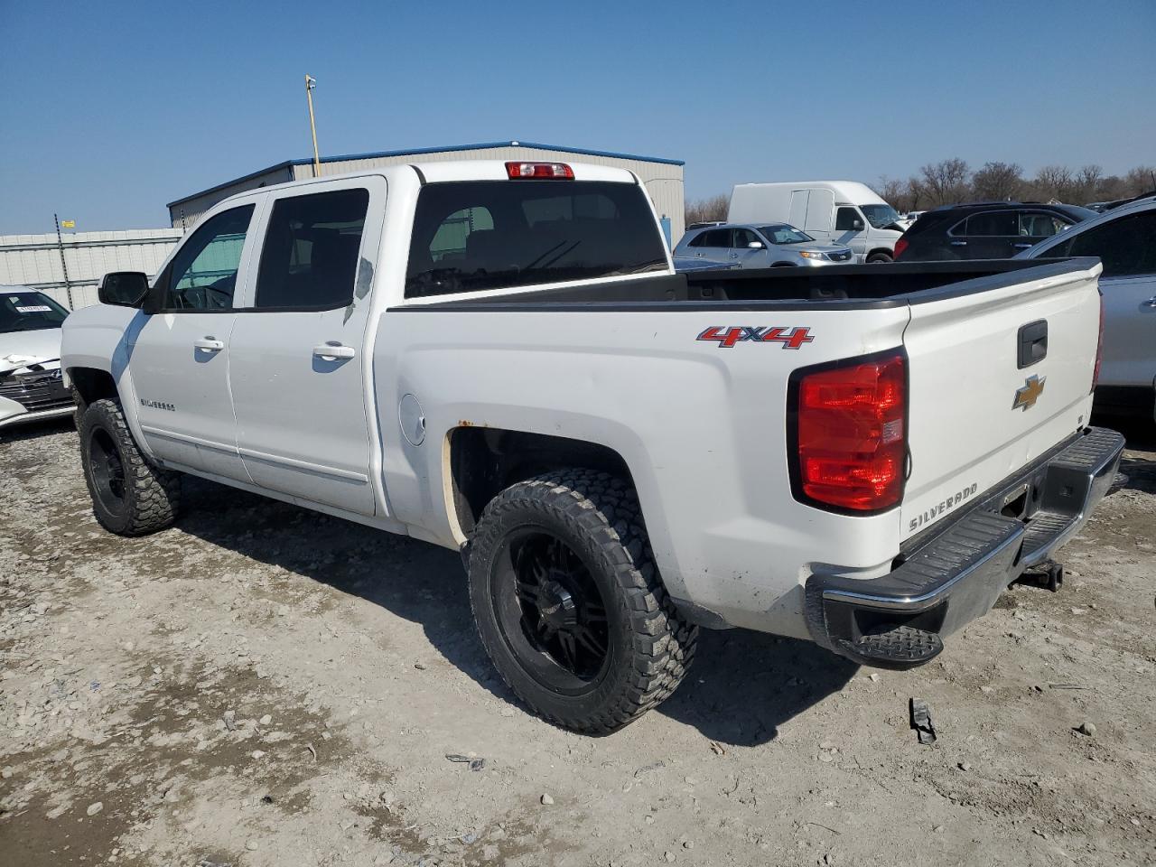 2015 CHEVROLET SILVERADO - Фото 2